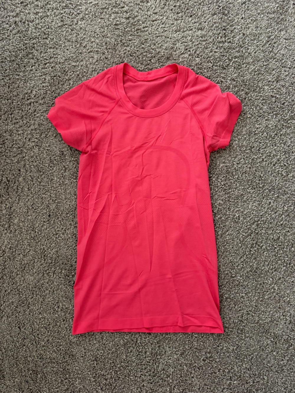 Lululemon swiftley tech short sleeve